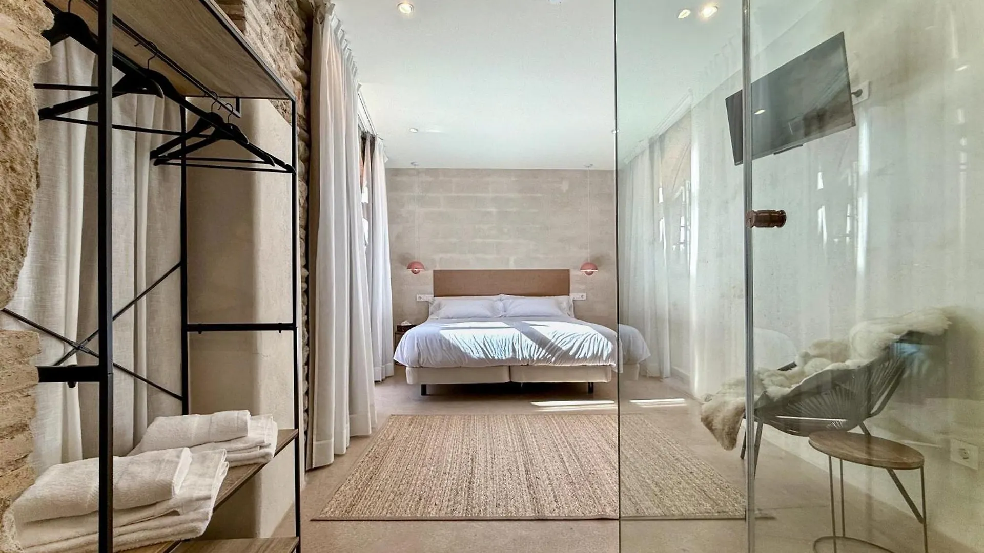 Boutique Hotel Atelier Sant Pere Pescador 0*,