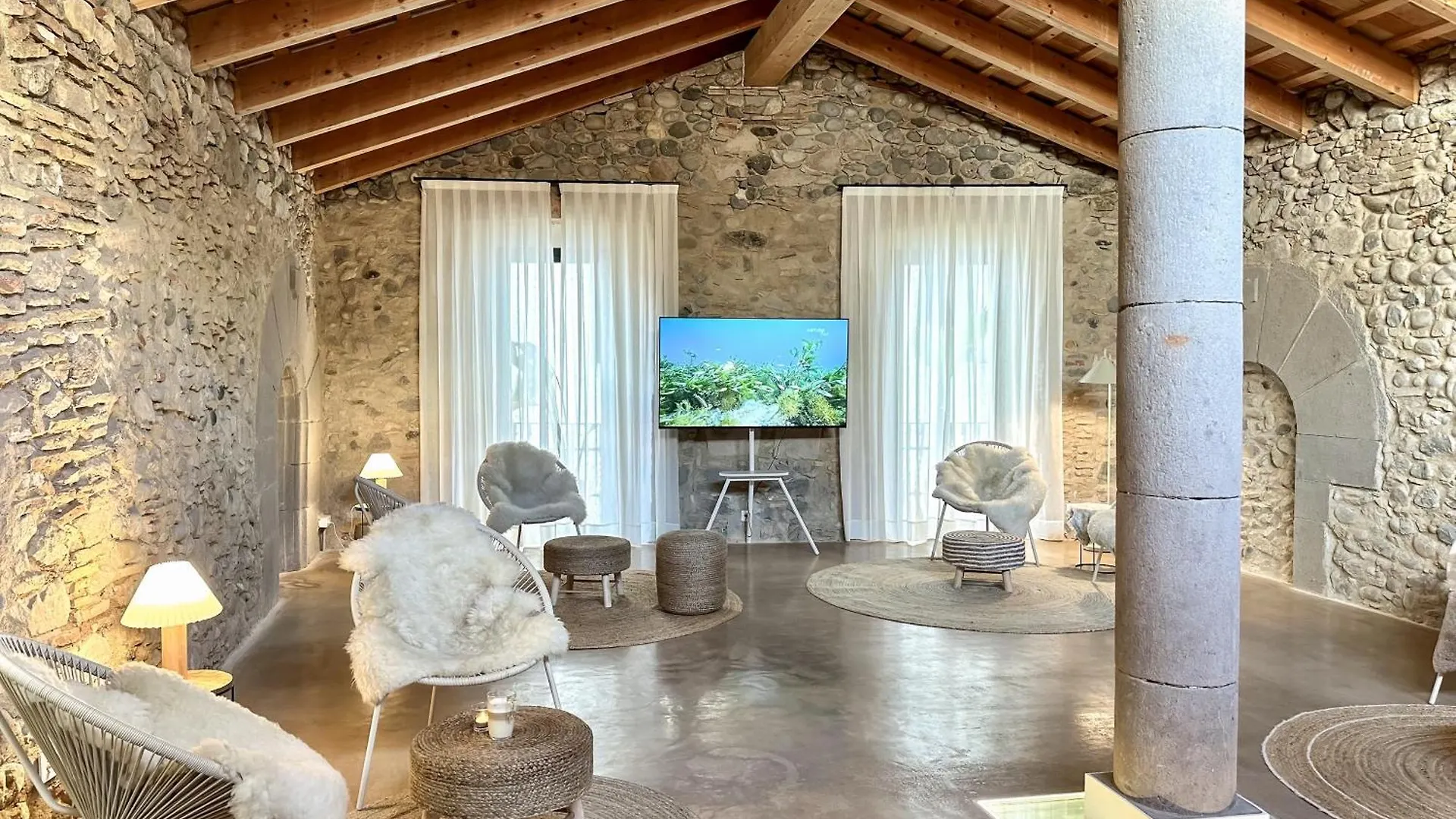 Boutique Hotel Atelier Sant Pere Pescador 0*,